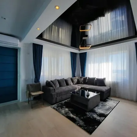 Apartment Elegant With Sea View In Moonlight Mamaia