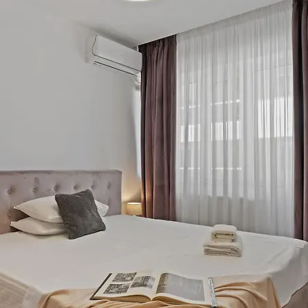 Elegant With Sea View In Moonlight * Mamaia